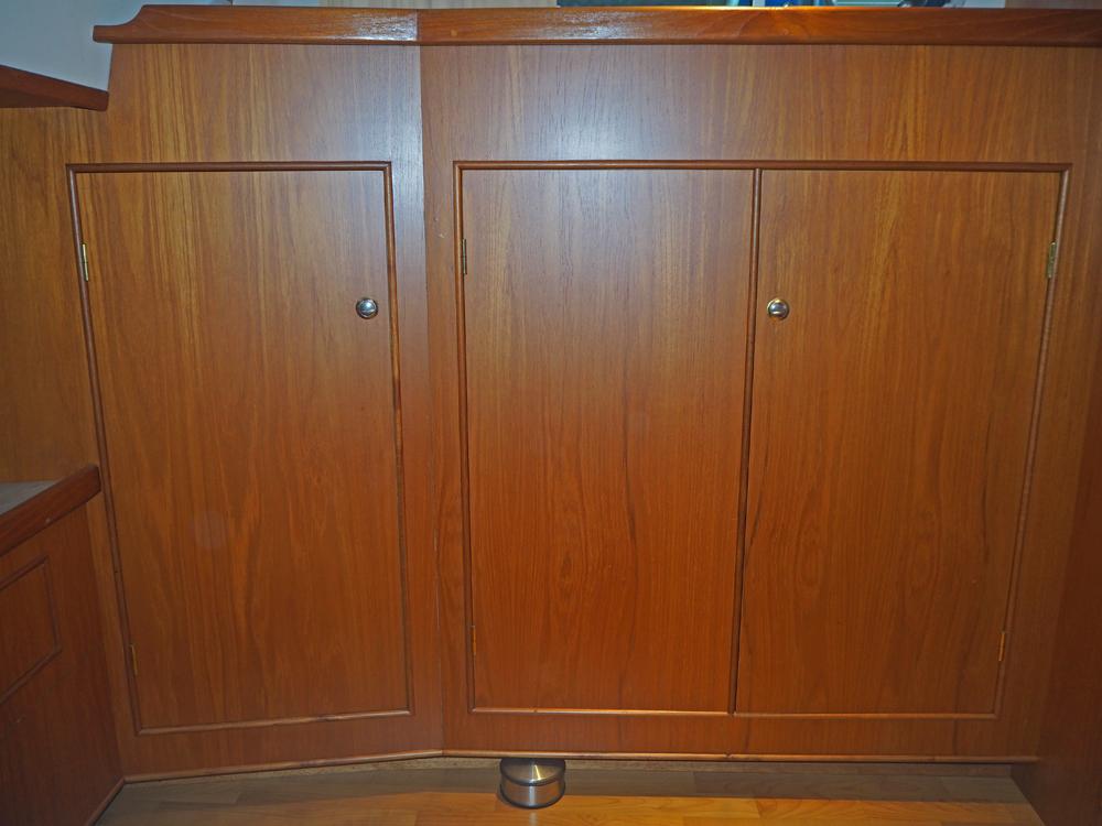 Aft cabin, Accommodation